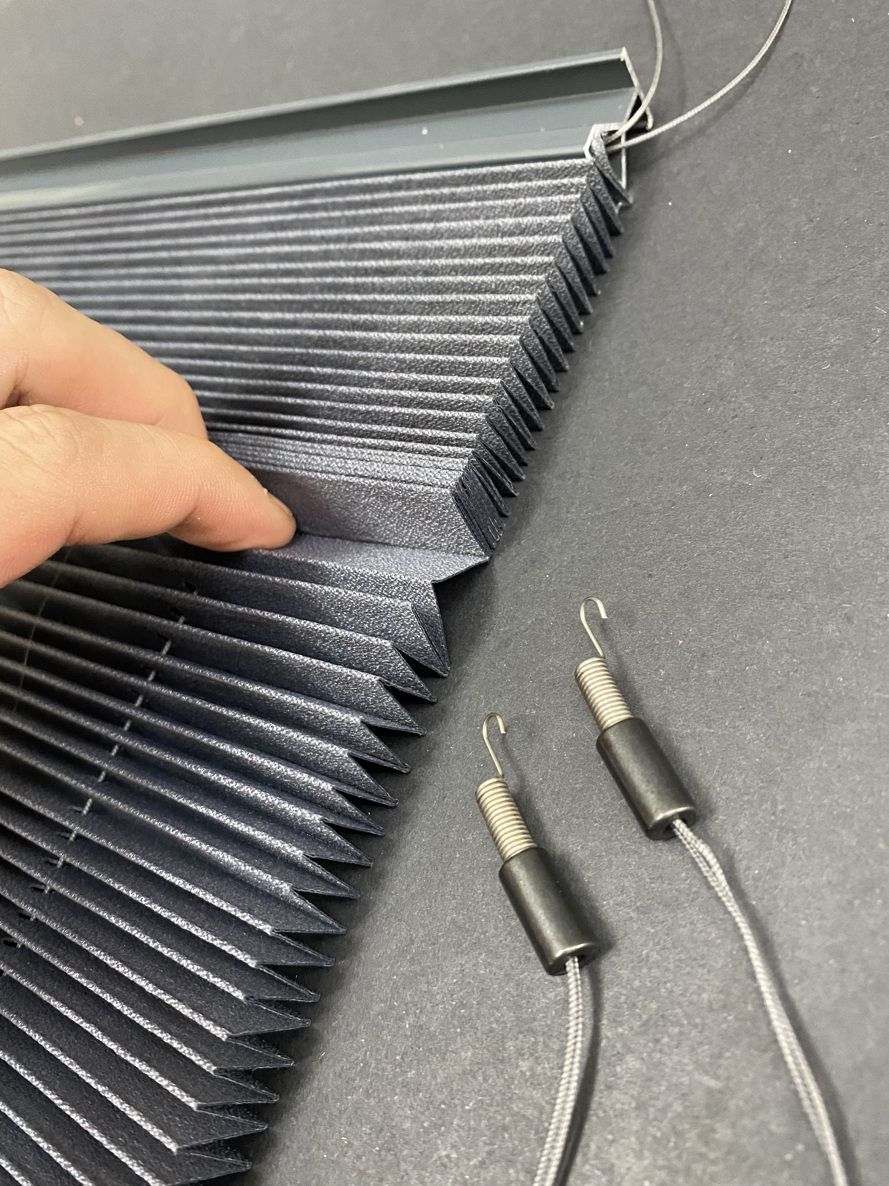 Plisel Perde, Füme Blackout Serisi Cam Balkon Perdesi 1. Kalite Matkapsız Montaj Yaylı Sistem