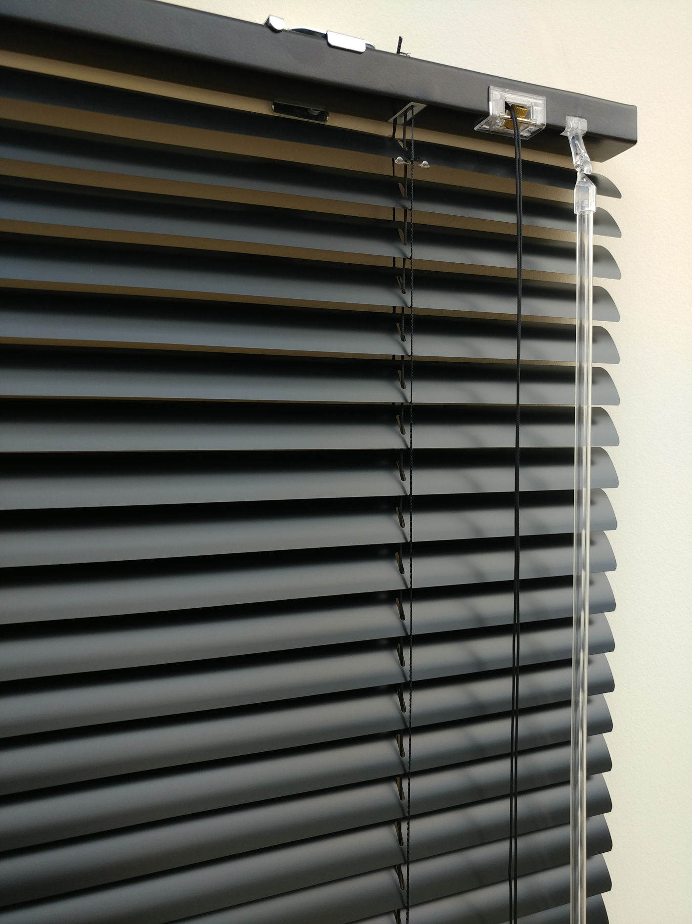 Siyah - Alüminyum Jaluzi Perde - 25mm Kalınlığında- Siyah