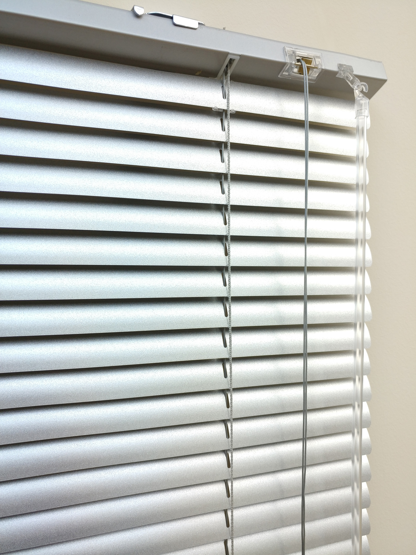 Simli Gri - Alüminyum Jaluzi Perde - 25mm Kalınlığında- Gri Simli