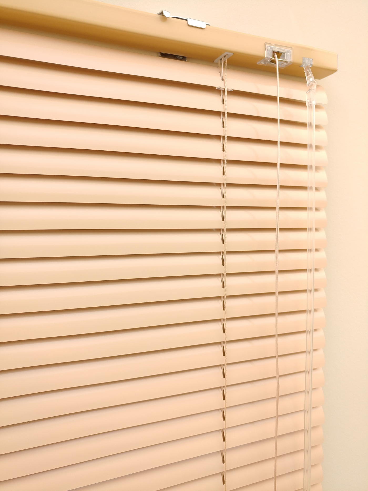 Yavruağzı - Alüminyum Jaluzi Perde - 25mm Kalınlığında- Yavru Ağzı