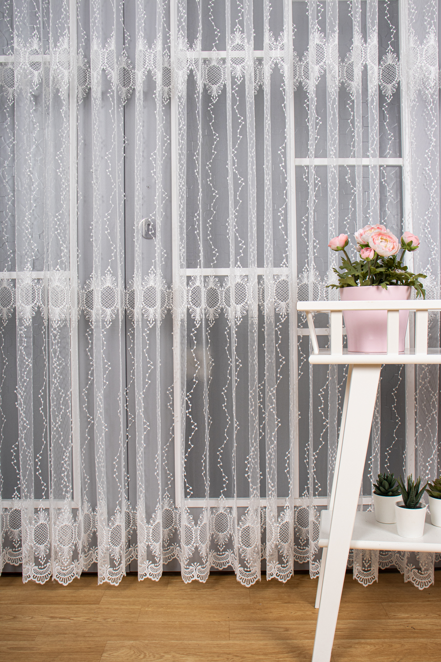 Salon Tül - Brode Işlemeli Tül Perde